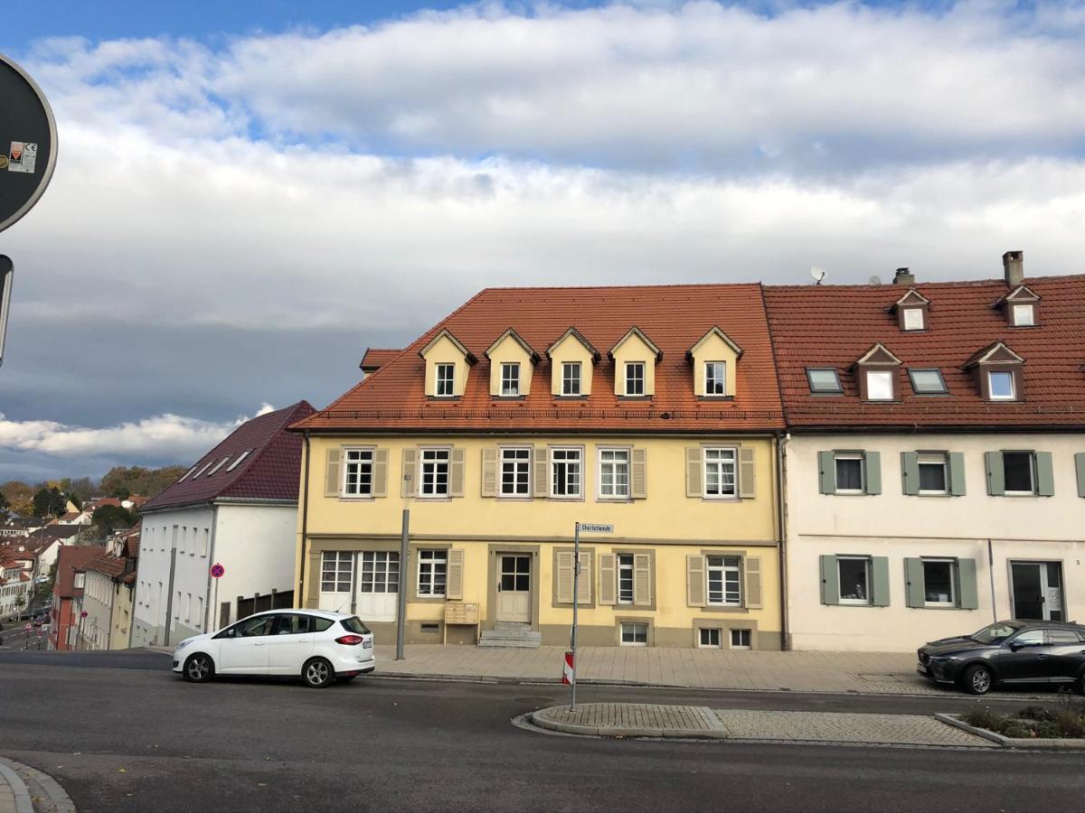 Zentraler Geht Es Kaum - In Koeniglicher Nachbarschaft! Ludwigsburg Kültér fotó